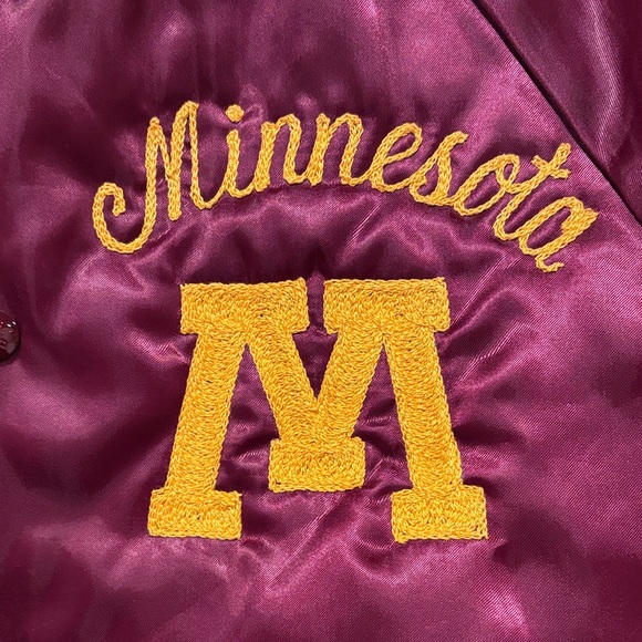 University of Minnesota Vintage Embroidered Jacket - Picture 4 of 4